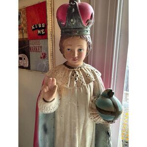 Gorgeous vintage chalkware Infant of Prague statue